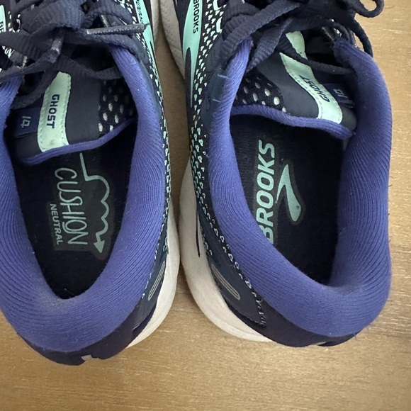 Brooks Ghost Women’s Running Sneakers - Picture 8 of 10
